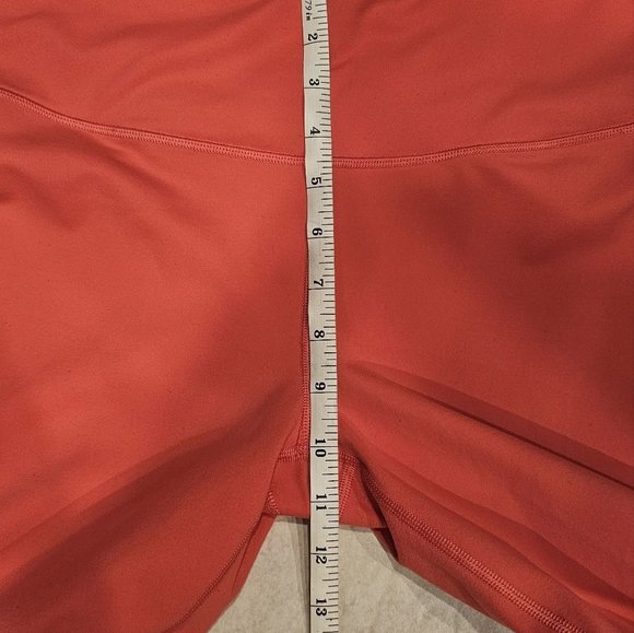 Victoria’s Secret Victoria Sport Capri Leggings - Picture 14 of 16